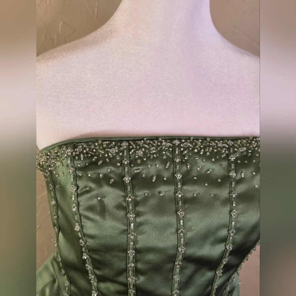 Alfred Angelo make elegant